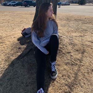 Meet your Posher, Caitlin